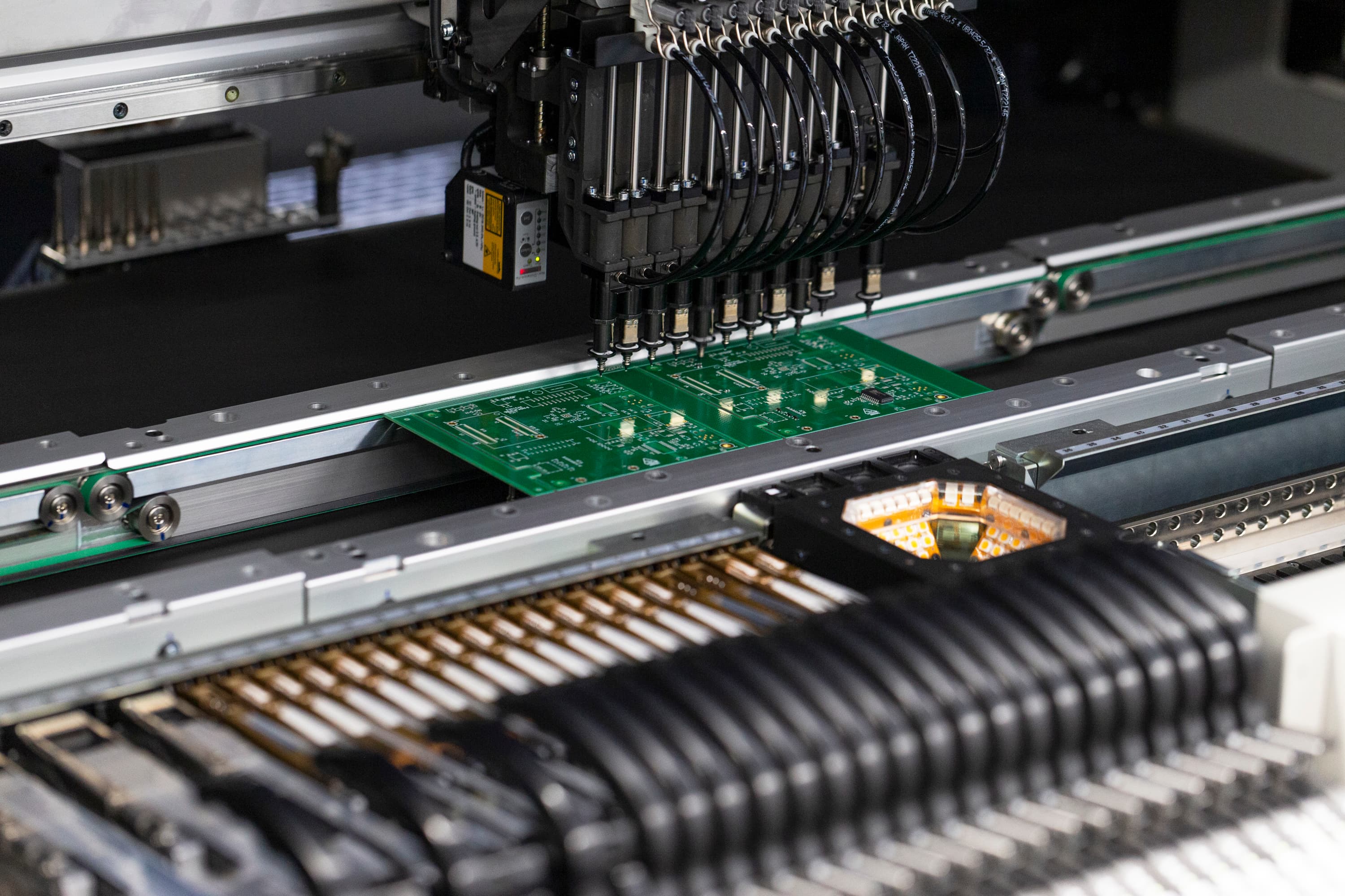 Pick & Place SMD-Bestückungsmaschine